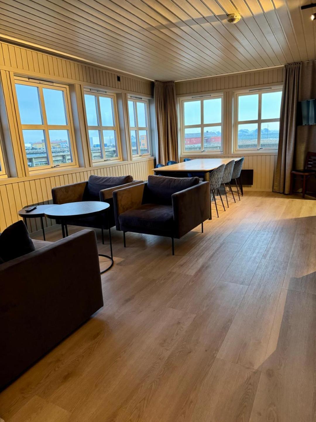 Gronnbuene Rorbu Hotel Андендес Екстериор снимка